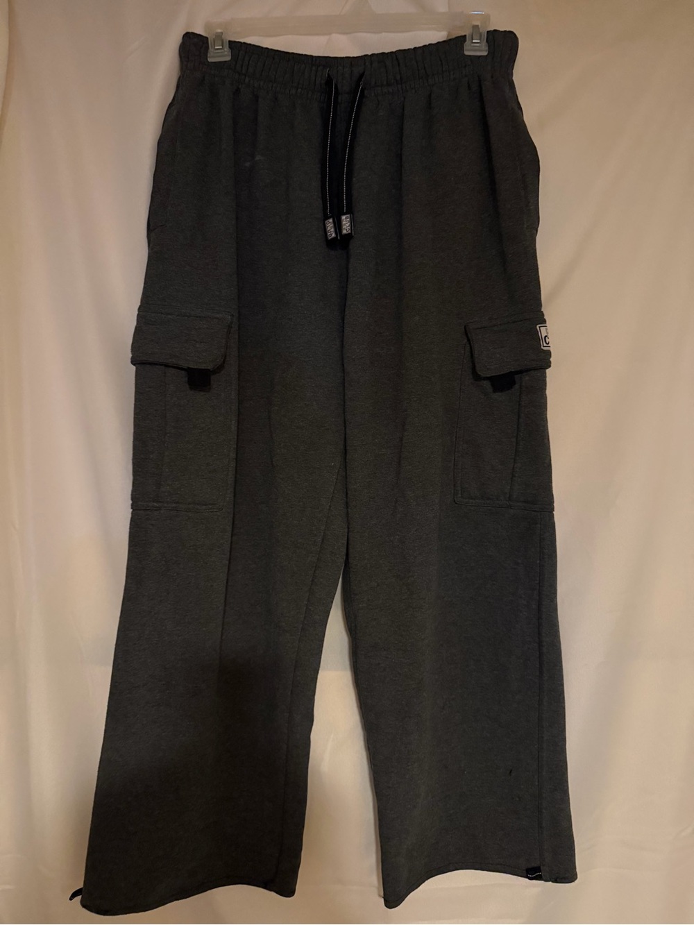 Men's Dark Charcoal Cargo Sweatpants - Comfortable Wide-Leg heavy duty